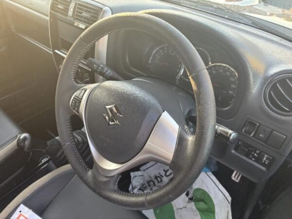 Ref:AUX-19572284 SUZUKI JIMNY 2016 - Image 15