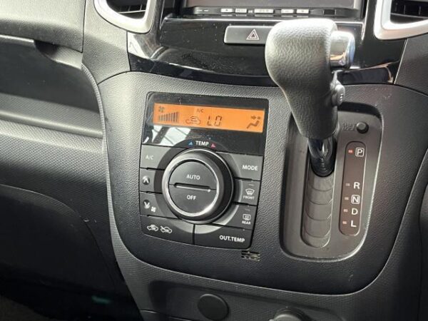 Ref:AUX-19572497 MITSUBISHI DELICA D:2 2014 - Image 14