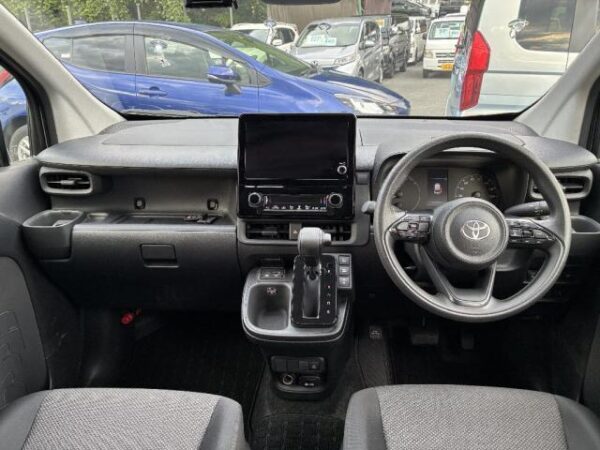 Ref:AUX-19572527 TOYOTA SIENTA 2023 - Image 12