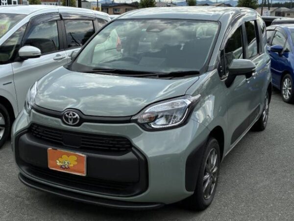 Ref:AUX-19572527 TOYOTA SIENTA 2023
