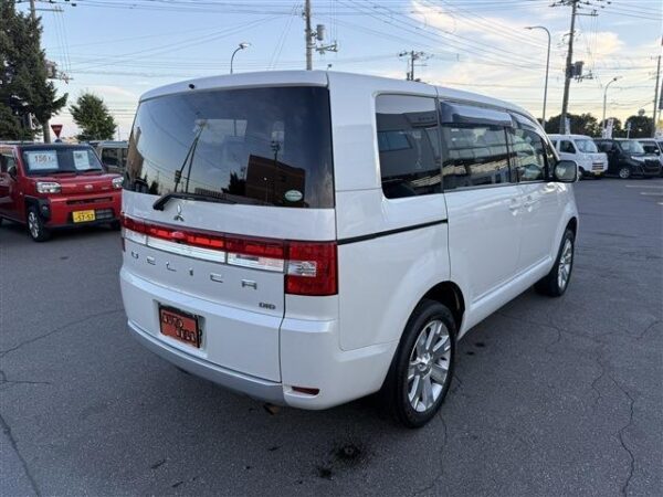 Ref:AUX-19572584 MITSUBISHI DELICA D:5 2016 - Image 6