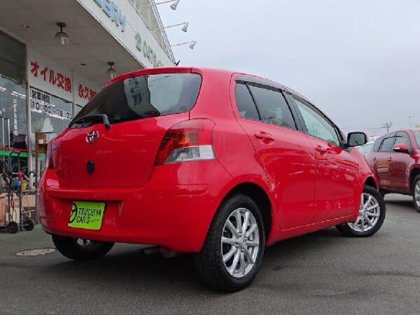 Ref:AUX-19572621 TOYOTA VITZ 2010 - Image 2