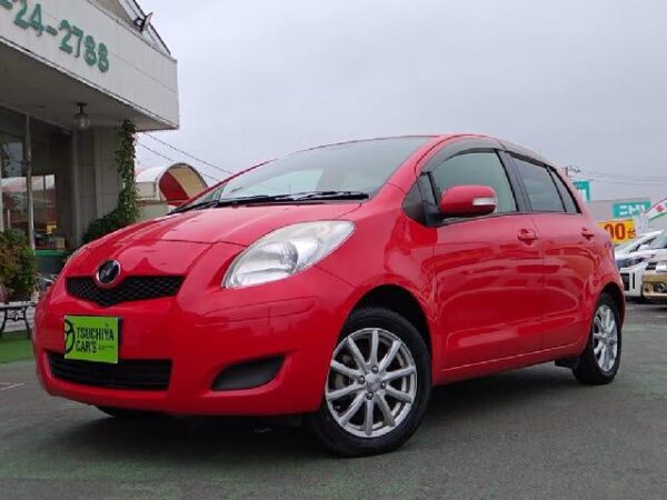 Ref:AUX-19572621 TOYOTA VITZ 2010