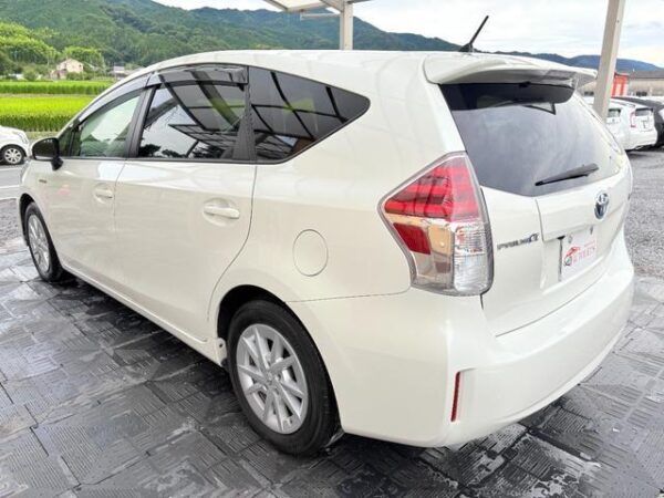 Ref:AUX-19579565 TOYOTA PRIUS ALPHA 2019 - Image 2