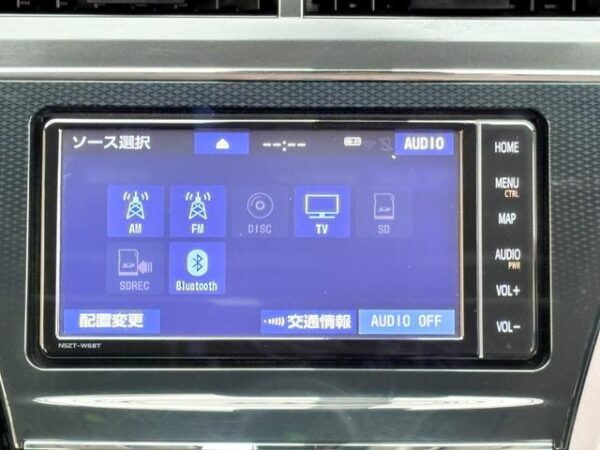Ref:AUX-19579565 TOYOTA PRIUS ALPHA 2019 - Image 4
