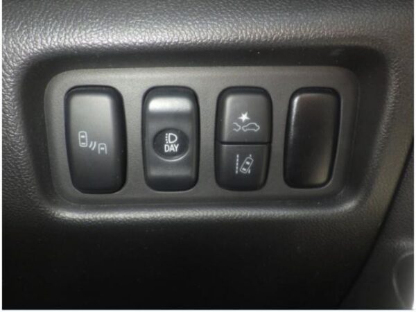 Ref:AUX-19583923 MITSUBISHI RVR 2023 - Image 6