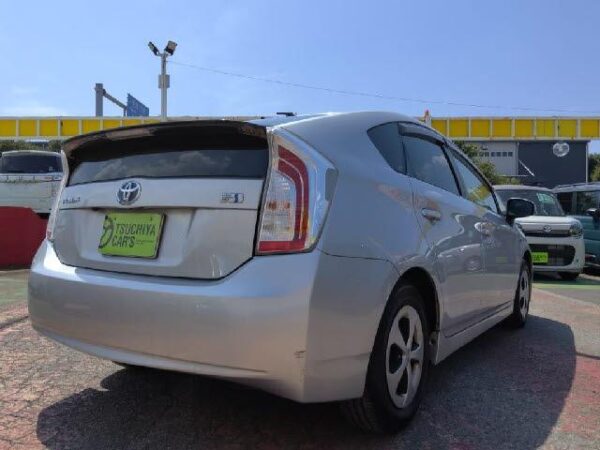 Ref:AUX-19584179 TOYOTA PRIUS 2015 - Image 2