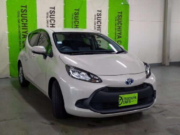 Ref:AUX-19584186 TOYOTA AQUA 2022 - Image 9