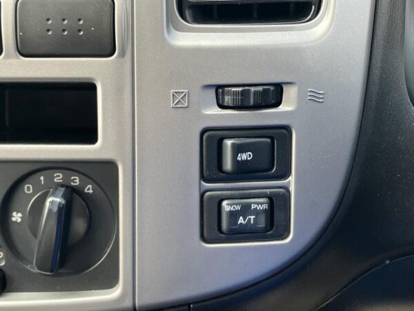 Ref:AUX-19584300 NISSAN CARAVAN 2010 - Image 16
