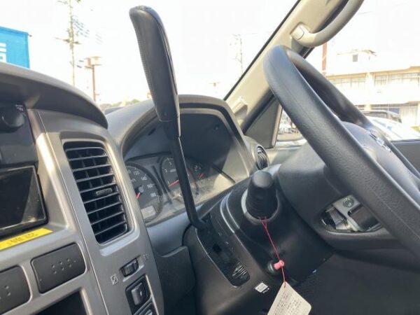 Ref:AUX-19584300 NISSAN CARAVAN 2010 - Image 17