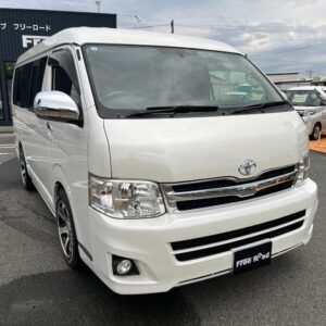 2014 Toyota Hiace Wagon pearl gasoline used car Japan export