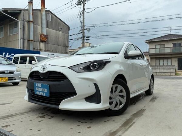 Ref:AUX-19594813 TOYOTA YARIS 2020