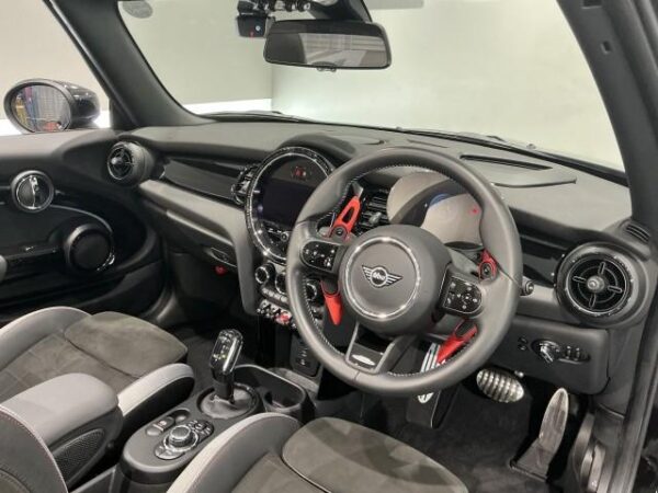 Ref:AUX-19598873 MINI MINI 2021 - Image 4