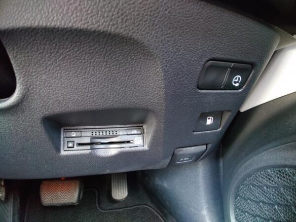 Ref:AUX-19598924 TOYOTA PRIUS PHV 2017 - Image 16
