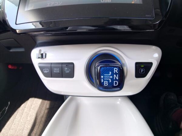 Ref:AUX-19598924 TOYOTA PRIUS PHV 2017 - Image 19