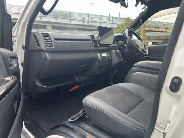 Ref:AUX-19598927 TOYOTA HIACE VAN 2024 - Image 18