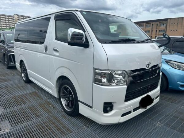 Ref:AUX-19598927 TOYOTA HIACE VAN 2024