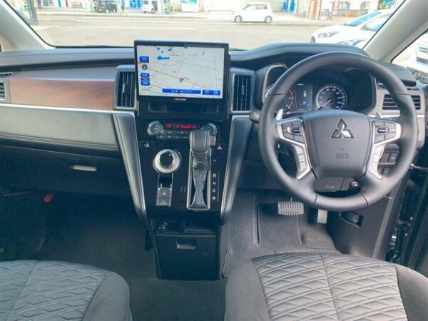 Ref:AUX-19599035 MITSUBISHI DELICA D:5 2023 - Image 7
