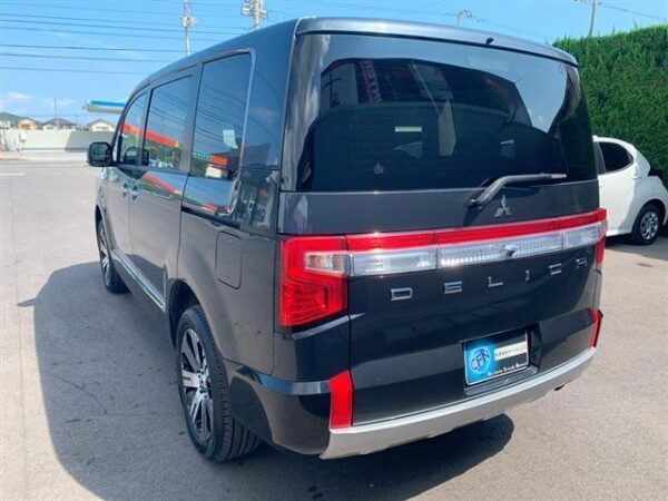 Ref:AUX-19599035 MITSUBISHI DELICA D:5 2023 - Image 10