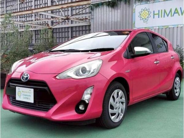 Ref:AUX-19601200 TOYOTA AQUA 2015