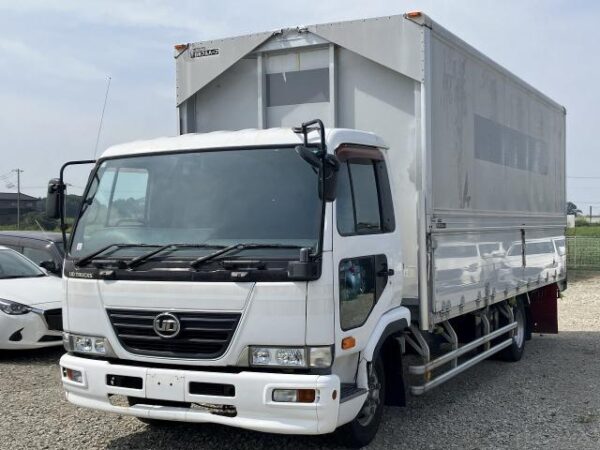 Ref:AUX-19602444 NISSAN DIESEL CONDOR 2011