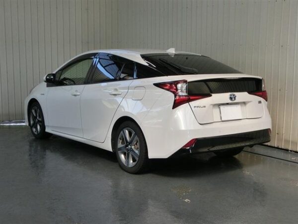 Ref:AUX-19602805 TOYOTA PRIUS 2019 - Image 2