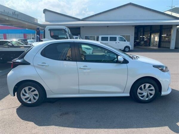 Ref:AUX-19602808 TOYOTA YARIS 2023 - Image 4