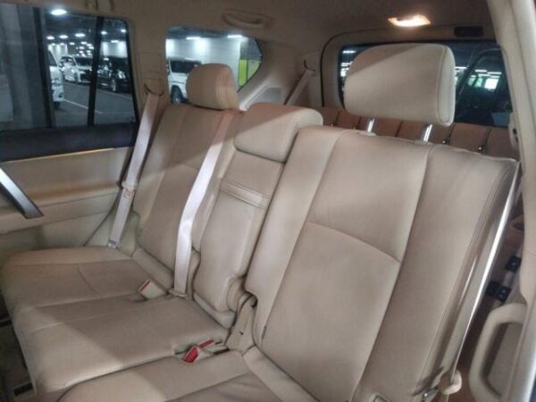 Ref:AUX-19606244 TOYOTA LAND CRUISER PRADO 2017 - Image 6