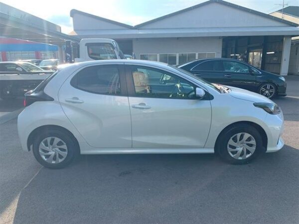 Ref:AUX-19609472 TOYOTA YARIS 2023 - Image 4