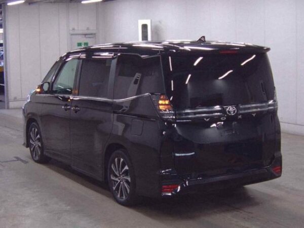 Ref:AUX-19609550 TOYOTA VOXY 2022 - Image 2