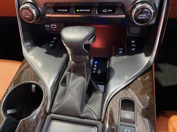 Ref:AUX-19609844 LEXUS LX 2023 - Image 11