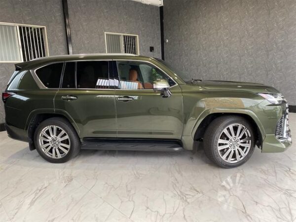 Ref:AUX-19609844 LEXUS LX 2023 - Image 4