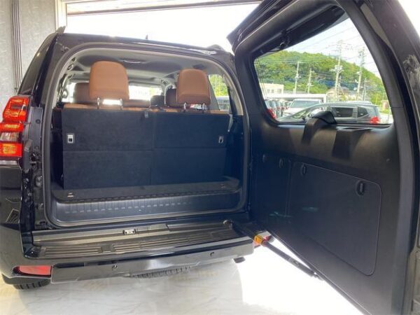 Ref:AUX-19609846 TOYOTA LAND CRUISER PRADO 2022 - Image 18