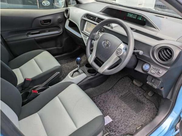 Ref:AUX-19611317 TOYOTA AQUA 2013 - Image 13