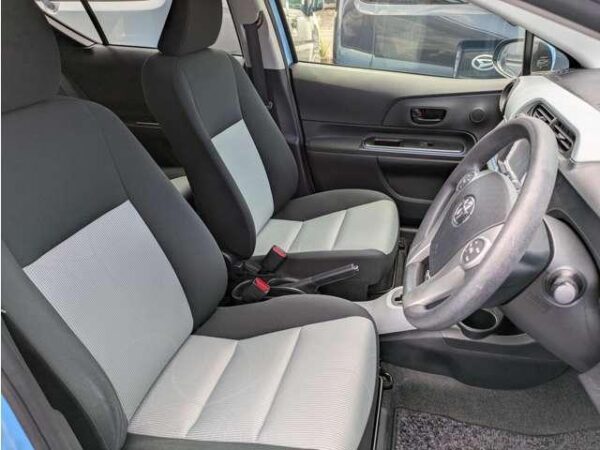 Ref:AUX-19611317 TOYOTA AQUA 2013 - Image 14