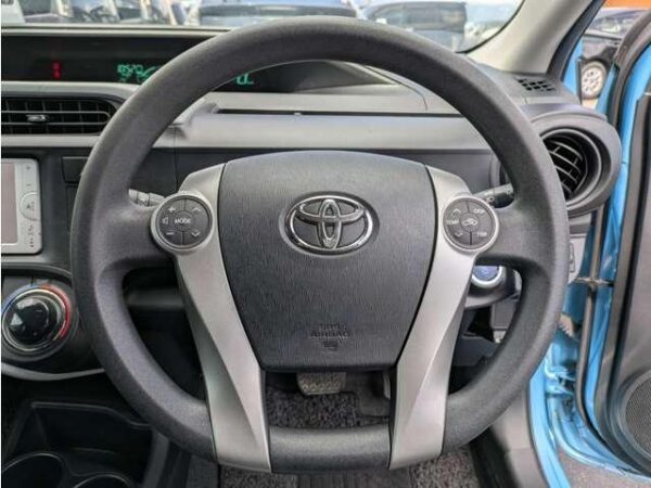 Ref:AUX-19611317 TOYOTA AQUA 2013 - Image 19