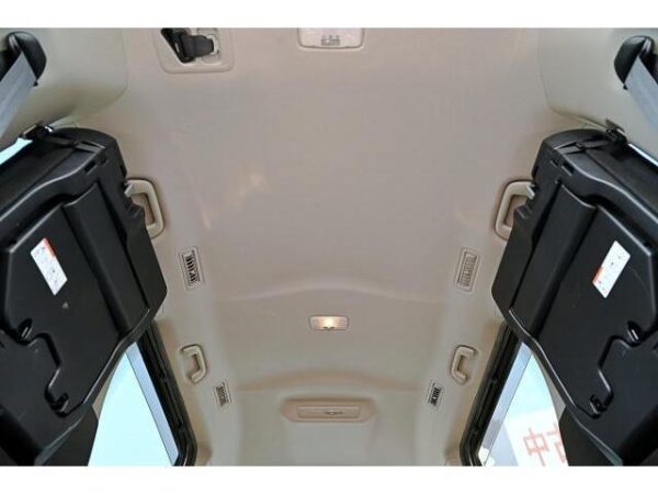 Ref:AUX-19618009 TOYOTA NOAH 2017 - Image 17