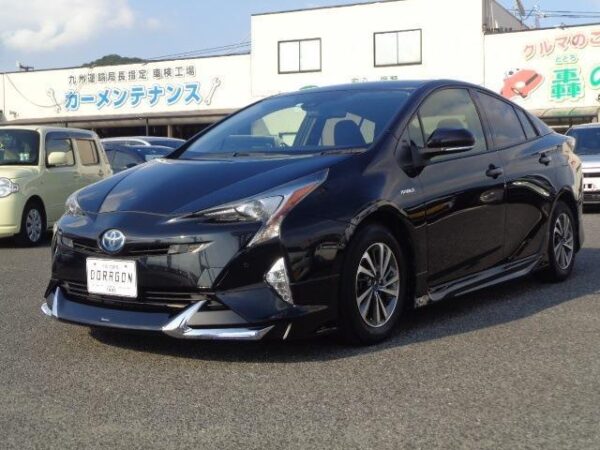 Ref:AUX-19618346 TOYOTA PRIUS 2017