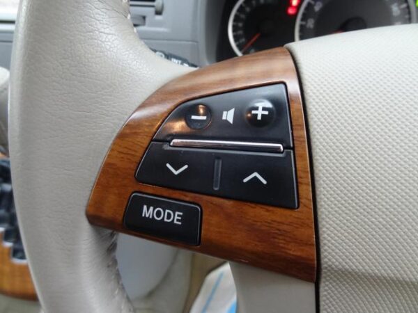 Ref:AUX-19618413 TOYOTA ISIS 2010 - Image 13