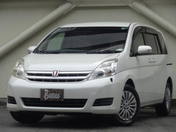 Ref:AUX-19618413 TOYOTA ISIS 2010