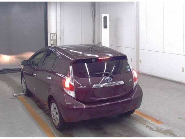 Ref:AUX-19625154 TOYOTA AQUA 2017 - Image 2