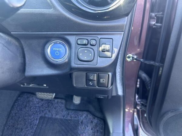 Ref:AUX-19625154 TOYOTA AQUA 2017 - Image 14