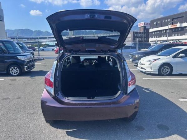Ref:AUX-19625154 TOYOTA AQUA 2017 - Image 18