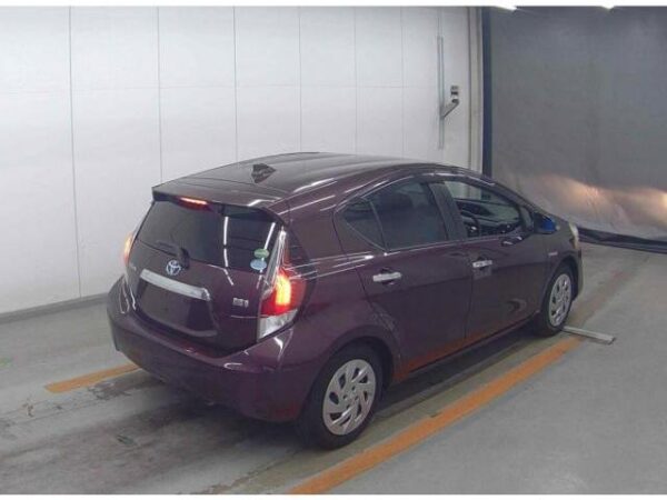 Ref:AUX-19625154 TOYOTA AQUA 2017 - Image 5