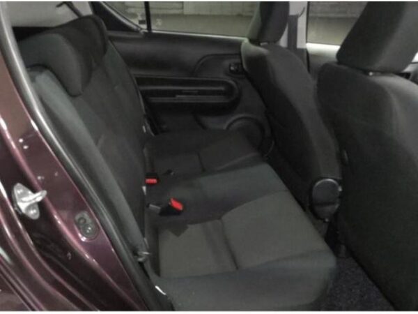 Ref:AUX-19625154 TOYOTA AQUA 2017 - Image 6