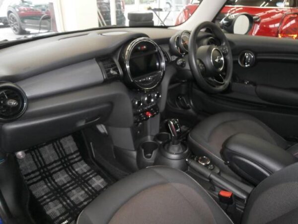 Ref:AUX-19625409 MINI MINI 2018 - Image 17