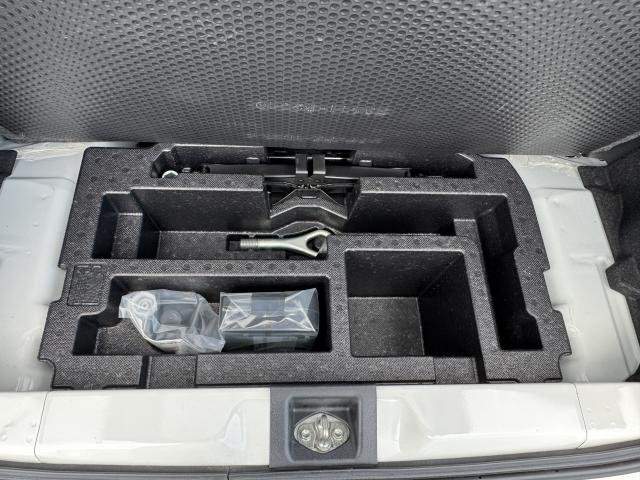 Ref:AUX-19629498 DAIHATSU MIRA E:S 2017 - Image 18