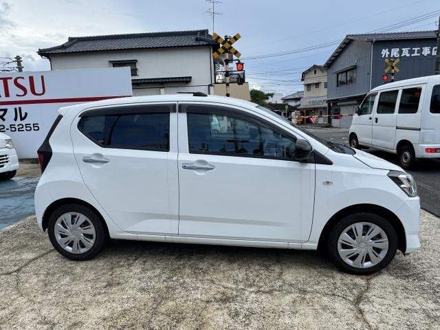 Ref:AUX-19629498 DAIHATSU MIRA E:S 2017 - Image 4