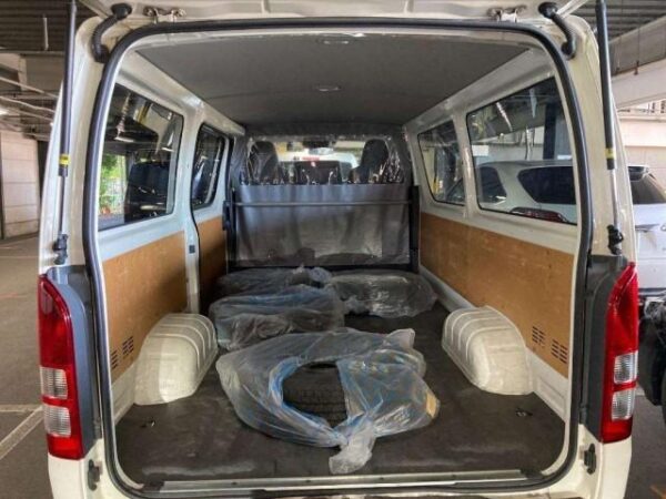 Ref:AUX-19629534 TOYOTA HIACE VAN 2021 - Image 3