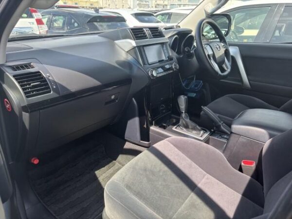 Ref:AUX-19629582 TOYOTA LAND CRUISER PRADO 2015 - Image 4